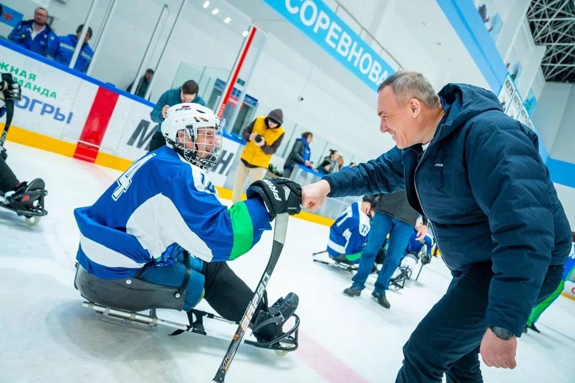    Губернатор Югры поздравил ветеранов СВО с победой в следж-хоккее
