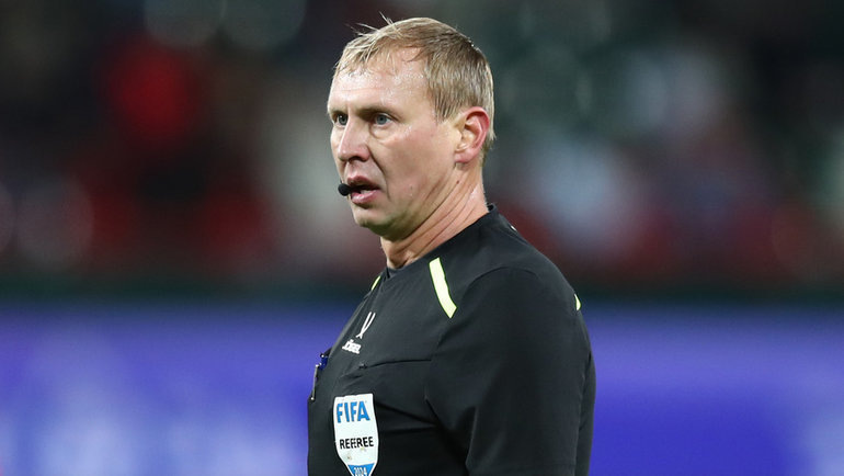    Арбитр Сергей Иванов.Федор Успенский