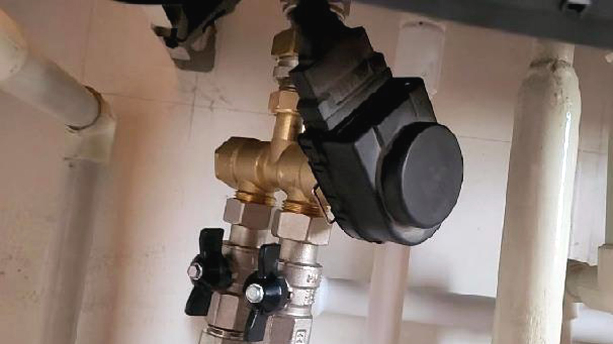 Внешний трехходовой клапан