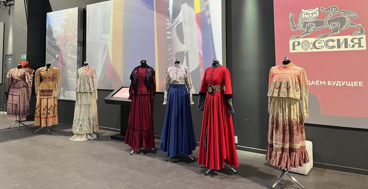 «Круг народов Дона» на выставке «Международный женский день. Сделано на Дону». / ФОТО автора