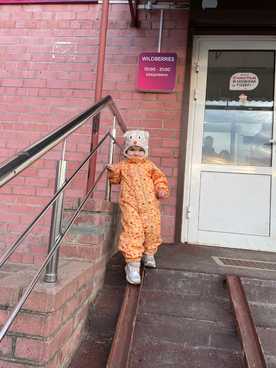 Маша позирует и хулиганит