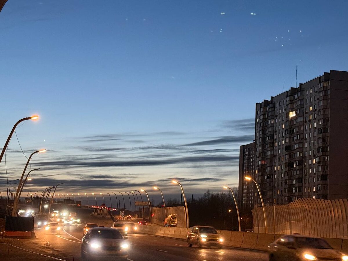 Автомобильная реальность России: пробки, цены и не всегда радужные перспективы”