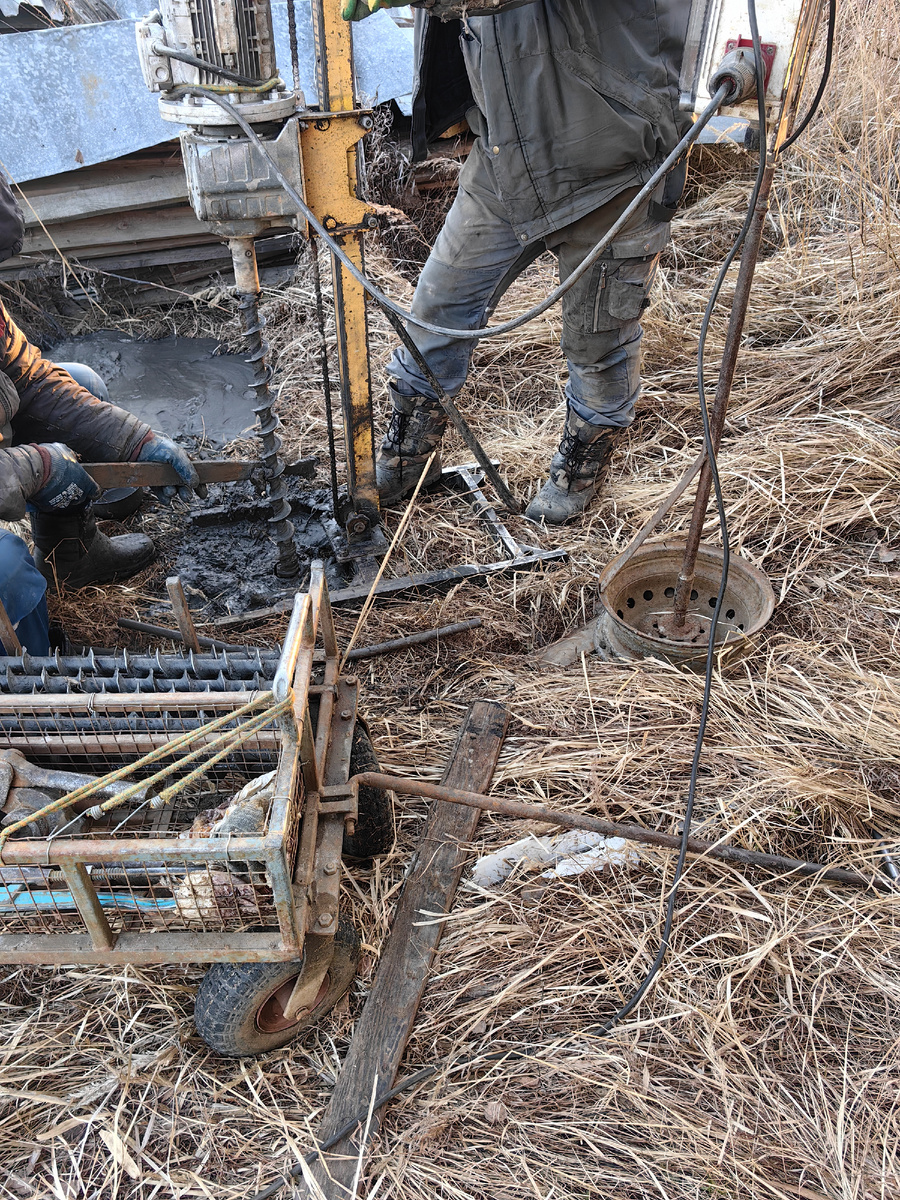 Бурим скважину - абиссинку