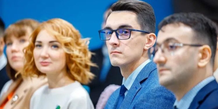    личный архив Д. Енина