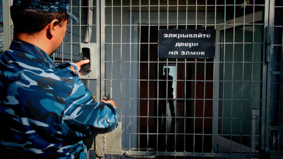    Генерала Ивана Попова вернули в СИЗО из-под домашнего ареста ©Shutterstock/Fotodom