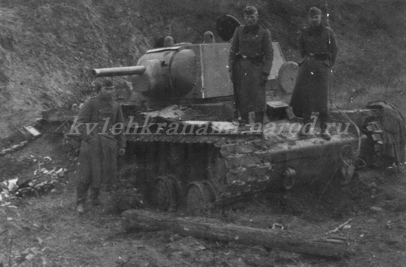 Танк КВ-1 производства ЛКЗ выпуска августа 1941 года (коллекция автора)