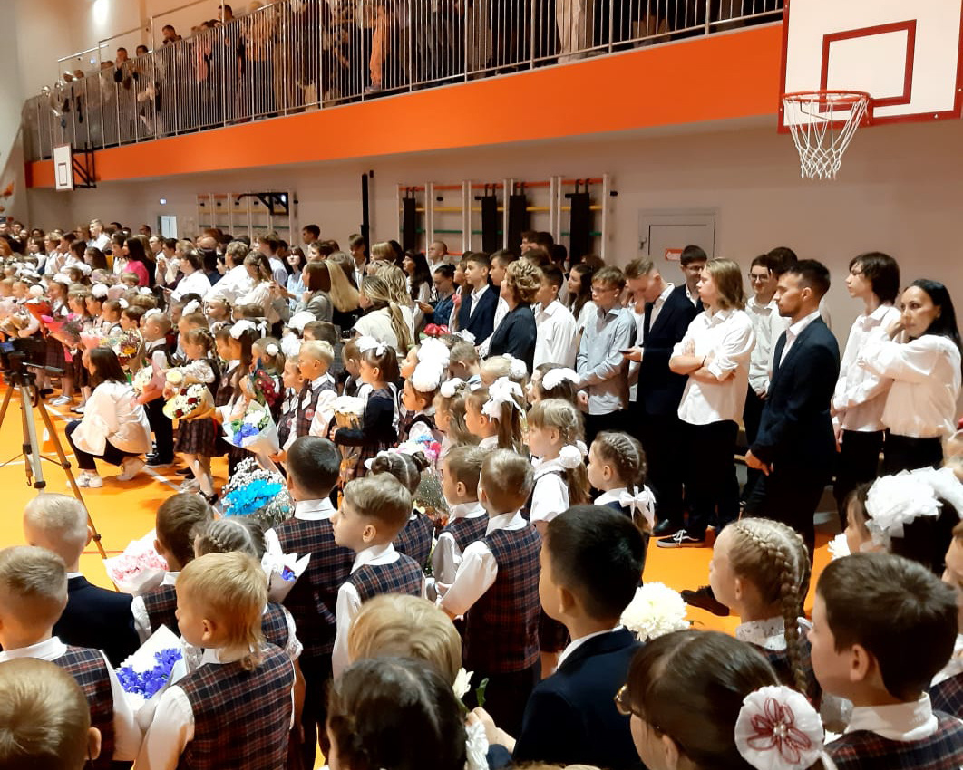 В Екатеринбурге к началу прошлого учебного года количество учащихся выростло на 4 тысячи человек.