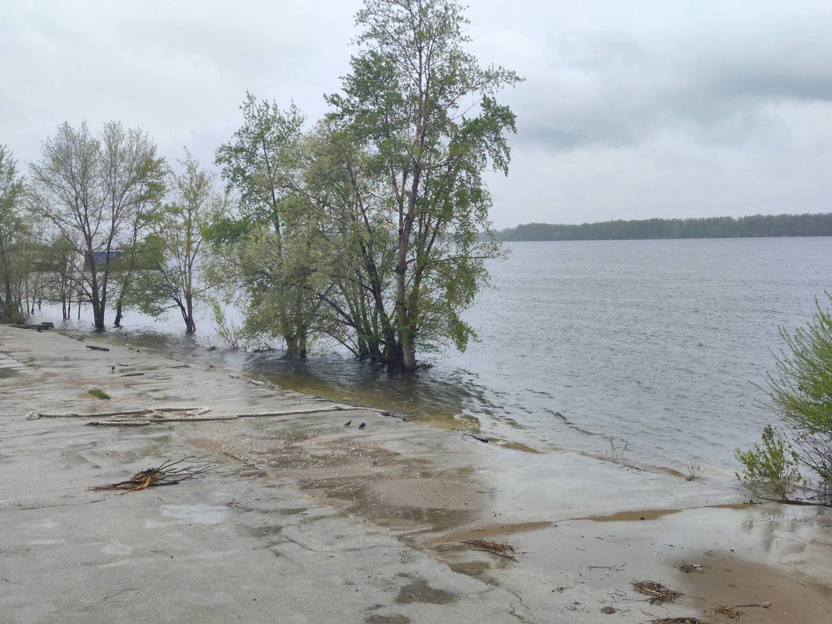 Людей эвакуировали из зоны затопления и увезли на автобусе в Уфу.  Фото: ФедералПресс/ Ксения Кобалия