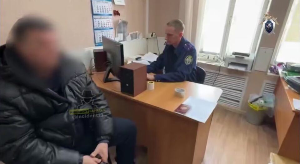    Задержание в Барнауле. Источник: СУ СКР по Приморскому краю