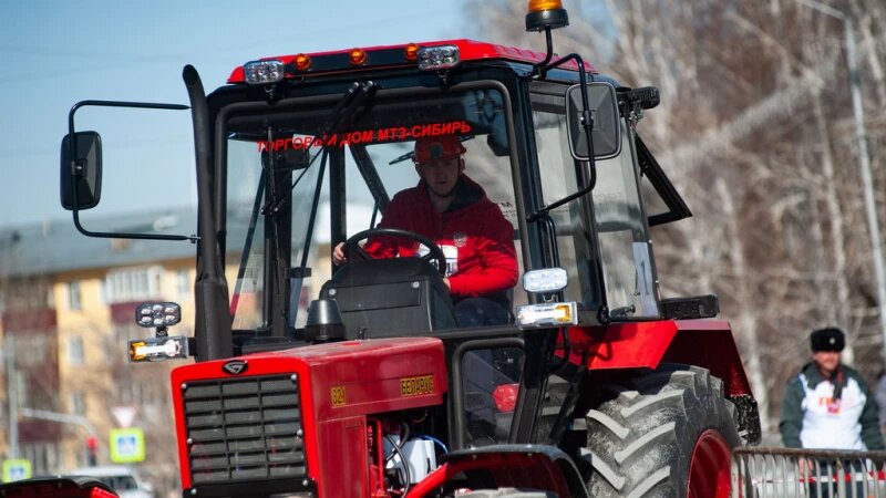     Гонки на тракторах Дмитрий Лямзин