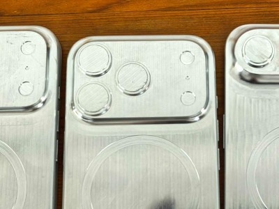    Макеты всех версий iPhone 17 сравнили на «групповой» фотографии