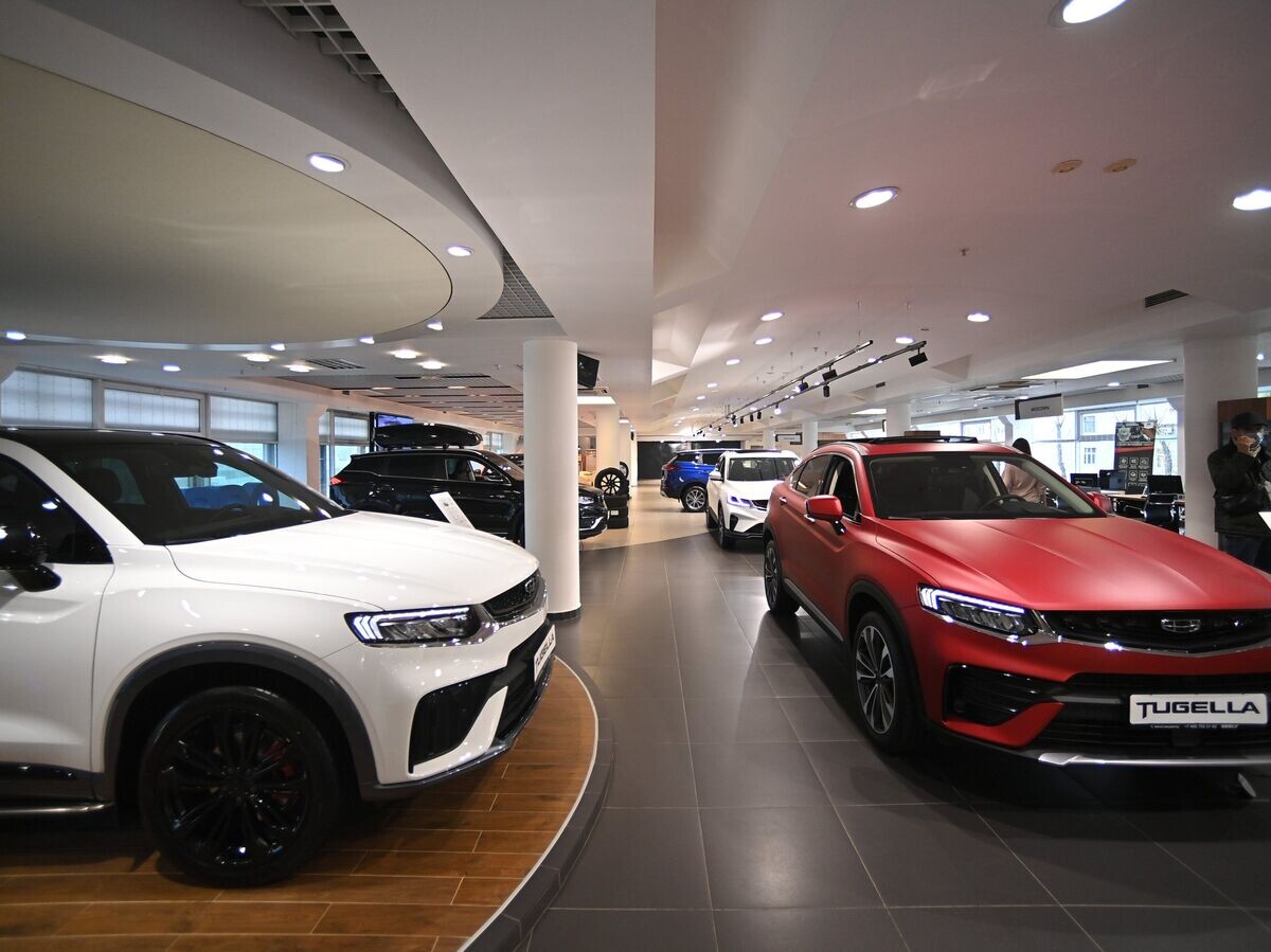    Официальный дилер Geely "АвтоСпецЦентр" в Москве© РИА Новости . Евгений Одиноков