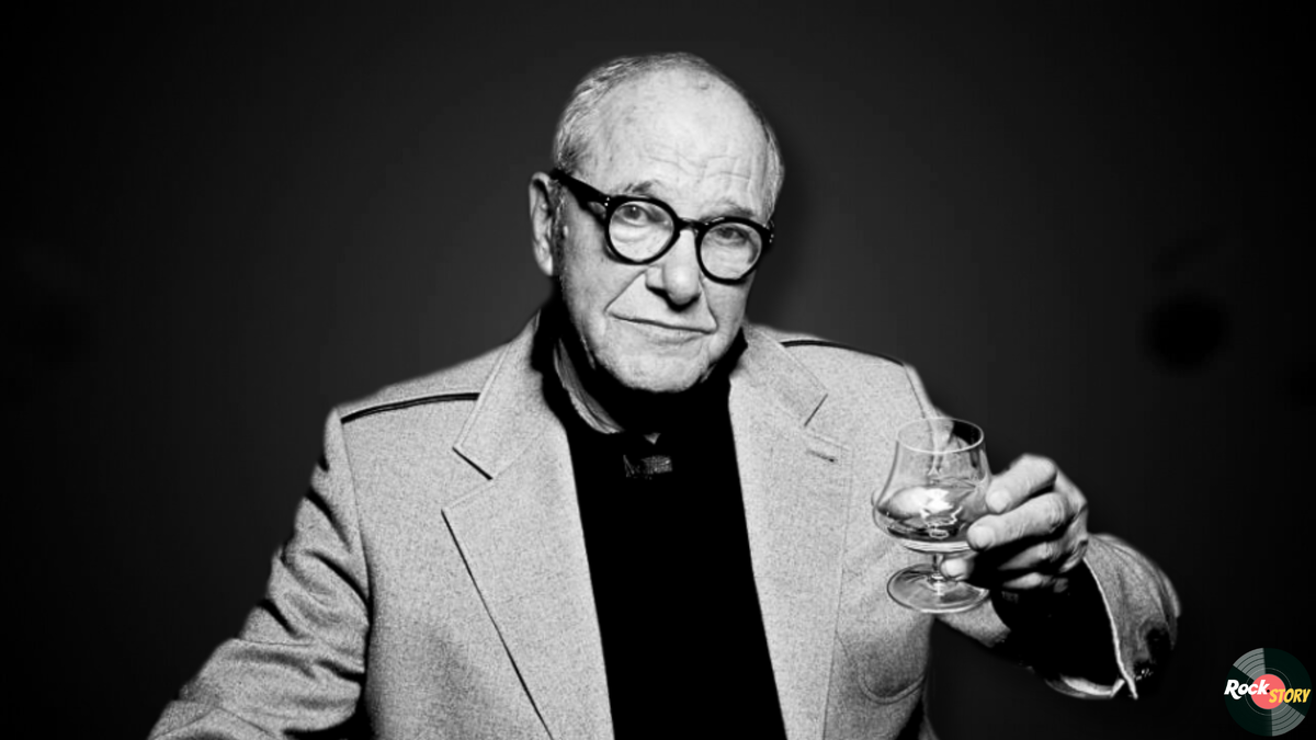 На фотографии: Эммануил Виторган