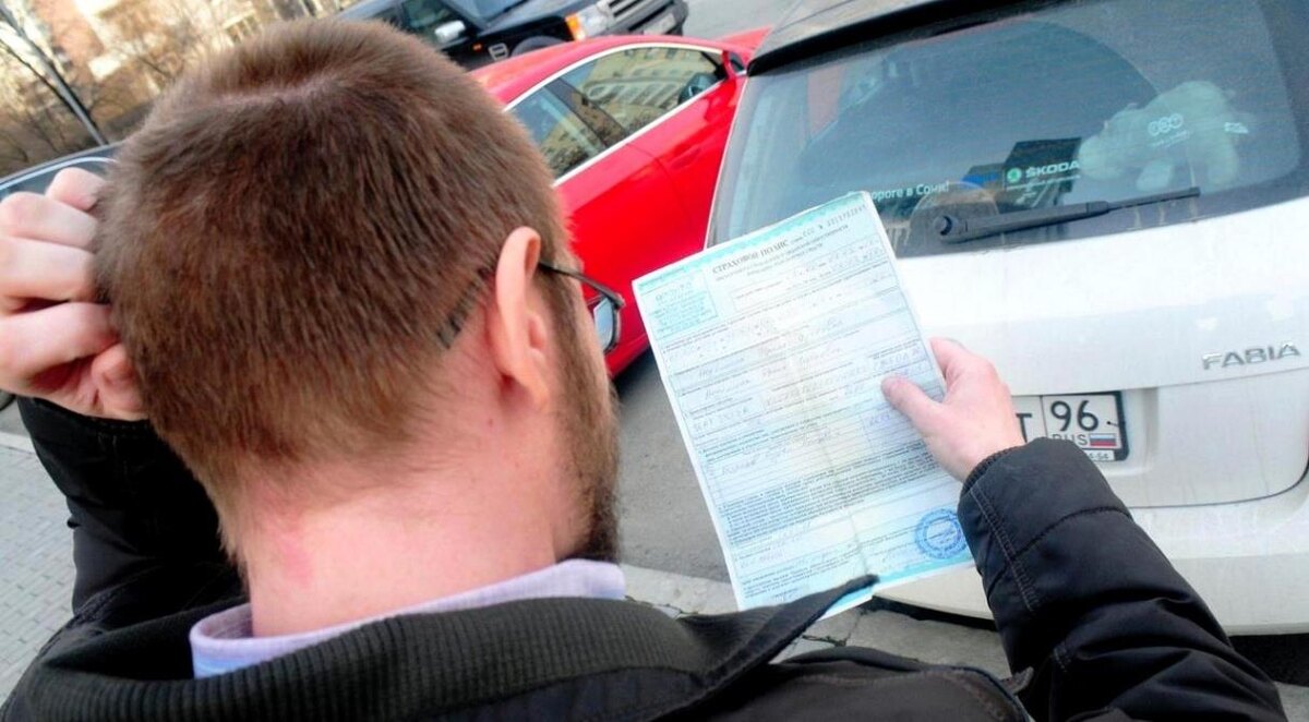 Март 2025 года принес с собой целый ряд нововведений для российских автомобилистов. Изменения коснулись как процедуры регистрации и снятия с учета транспортных средств, так и правил дорожного движения, штрафов и даже рынка новых автомобилей.                                               В этой статье мы подробно разберем, что изменилось, как это повлияет на водителей и что нужно знать, чтобы избежать неприятных сюрпризов.