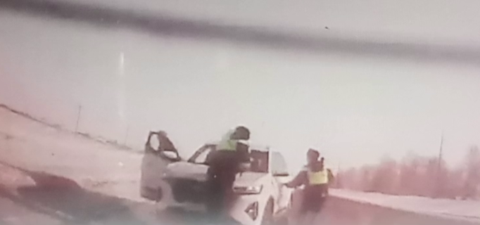    Сирена, погоня и выстрелы. В Пономаревском районе пьяный водитель уходил от преследования Марина Шарт