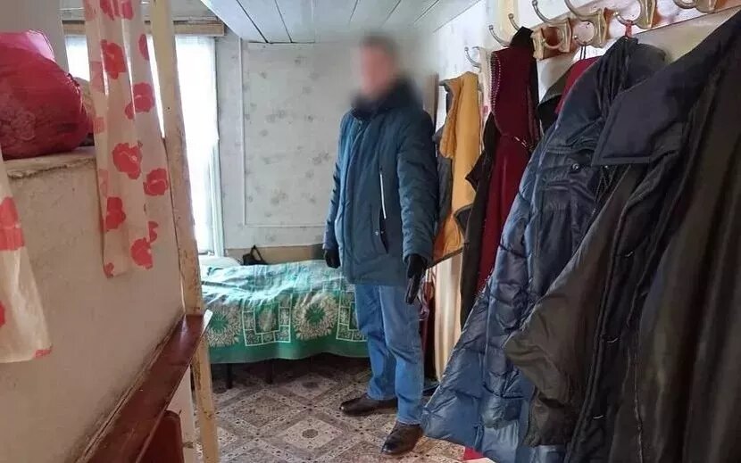    Захватившего бригаду скорой помощи жителя Можги отправили в психбольницу
