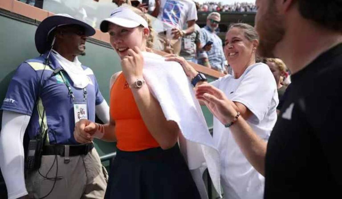     Мирра Андреева. Источник: ria.ru Автор фото: Clive Brunskill