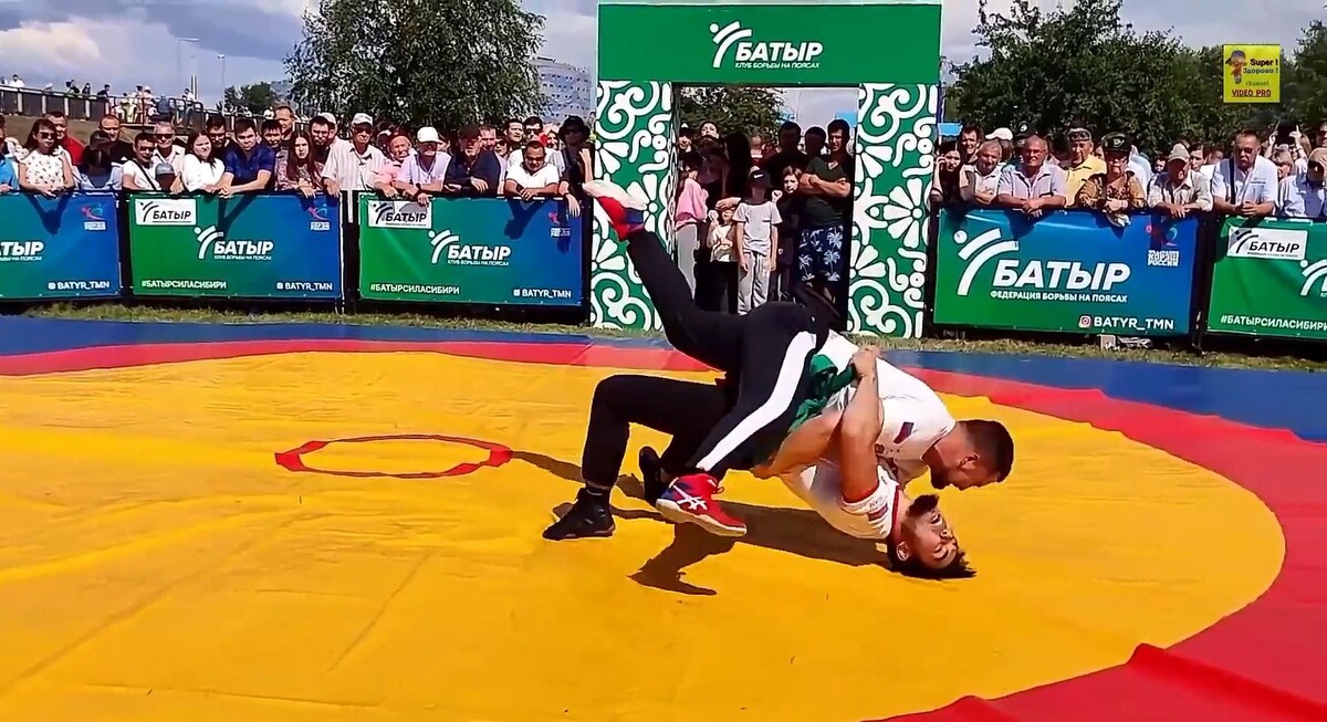 Куреш, момент броска.