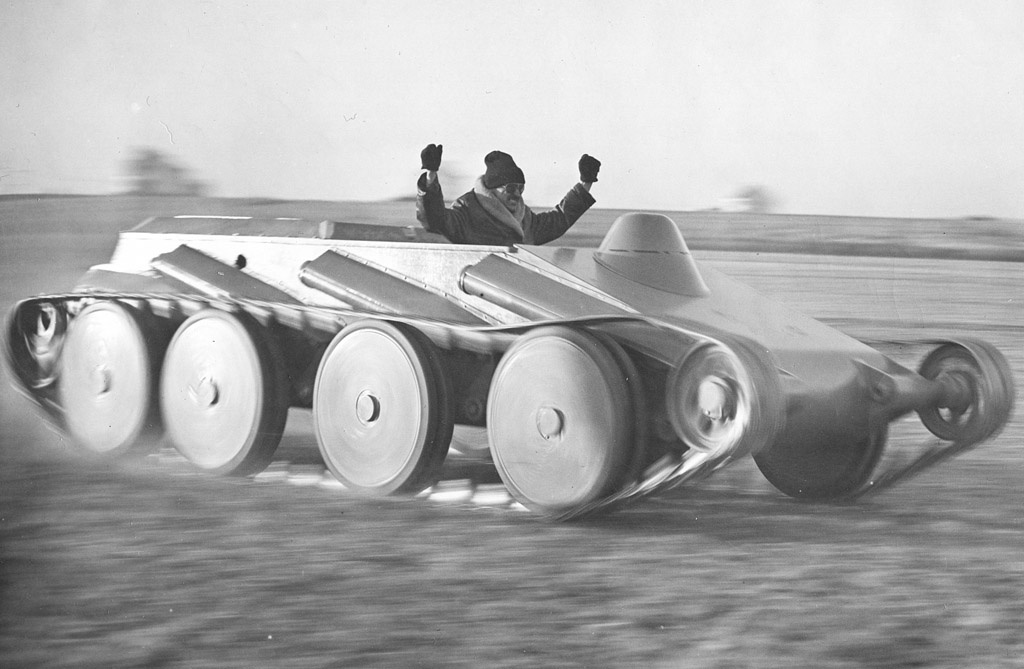 Christie M1937, этот танк, судя по всему, Кристи показывал и французам.