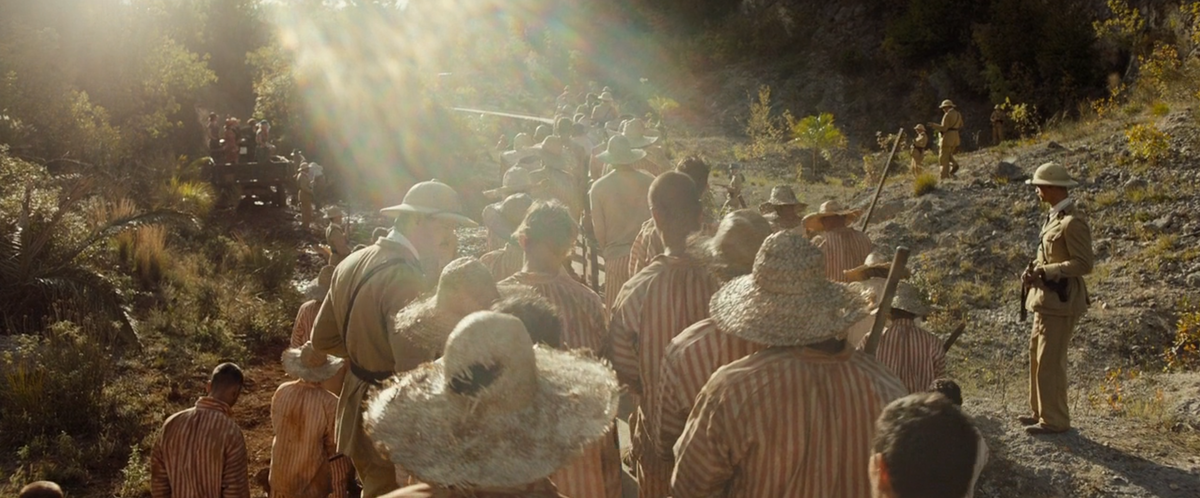 Кадр из фильма "Мотылёк" 2017 г. реж. Михаэль Ноер