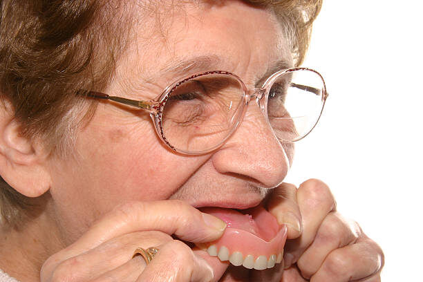 Чаще носить протез!