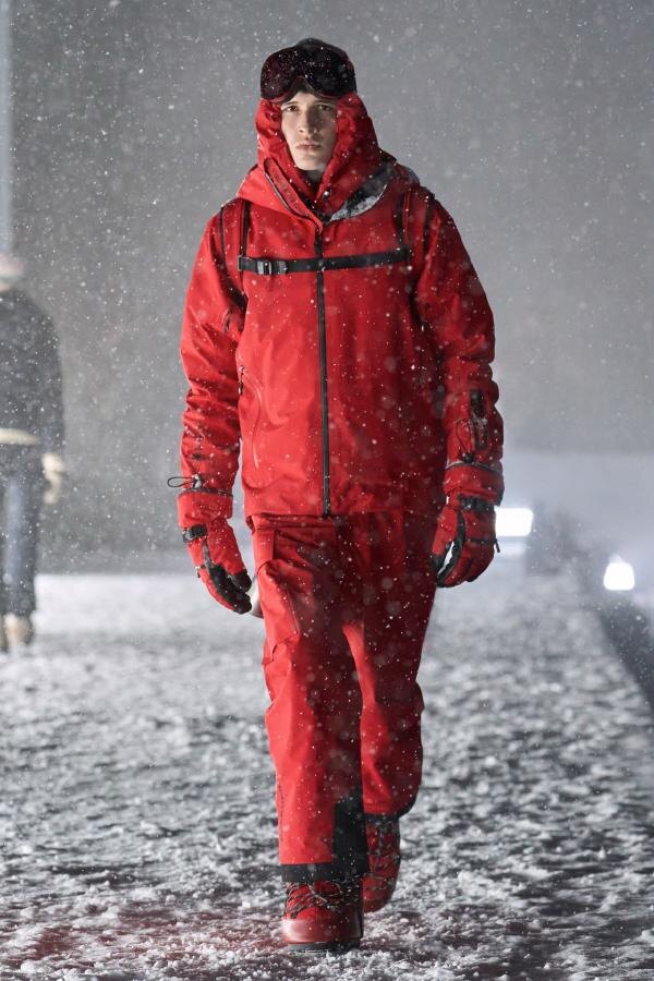 Показ коллекции Moncler Grenoble осень-зима 2025-2026 в Куршевеле-Альтипорте, Франция