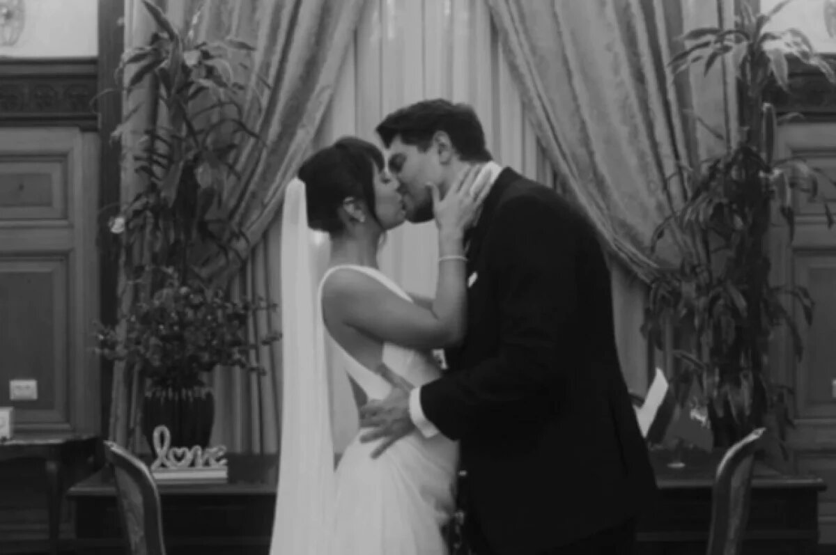    Опубликованы кадры с тайной свадьбы новосибирца Давы и Мари Краймбрери