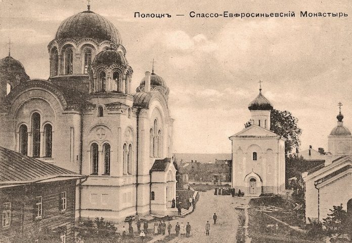 
пасо-Евфросиниевский монастырь. Фото начала XX в. (Источник: https://avatars.dzeninfra.ru/get-zen_doc/1861837/pub_5e3738bb9929ba40059b8098_5e4194c8bf8d3263221b4f22/scale_1200)