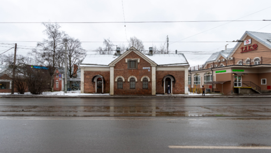    Нежилой дом на Савушкина,10 Автор фото: torgi.gov.ru