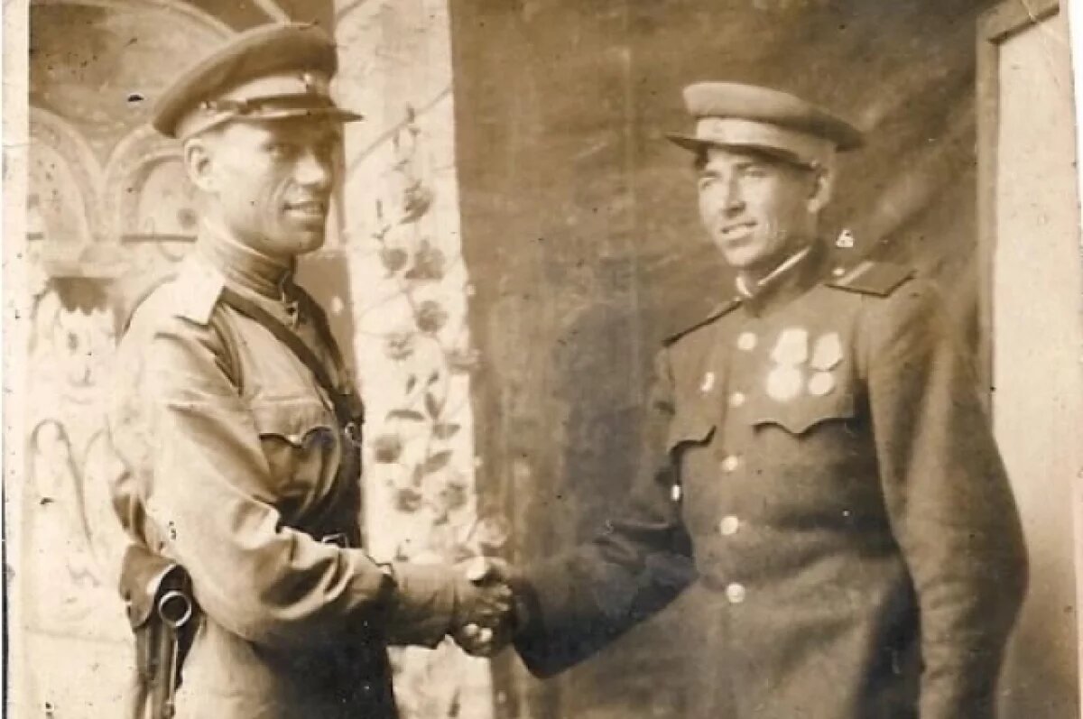    Опубликованы кадры новосибирцев на фронте во время войны