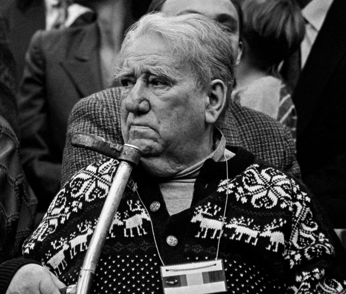 
Cоветский хоккеист, футболист и тренер по этим видам спорта, заслуженный мастер спорта СССР, заслуженный тренер СССР Анатолий Владимирович Тарасов, ноябрь 1994 года