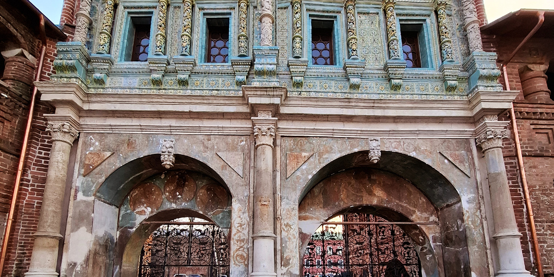 Крутицкое подворье - заповедный уголок старой Москвы с бесплатным доступом