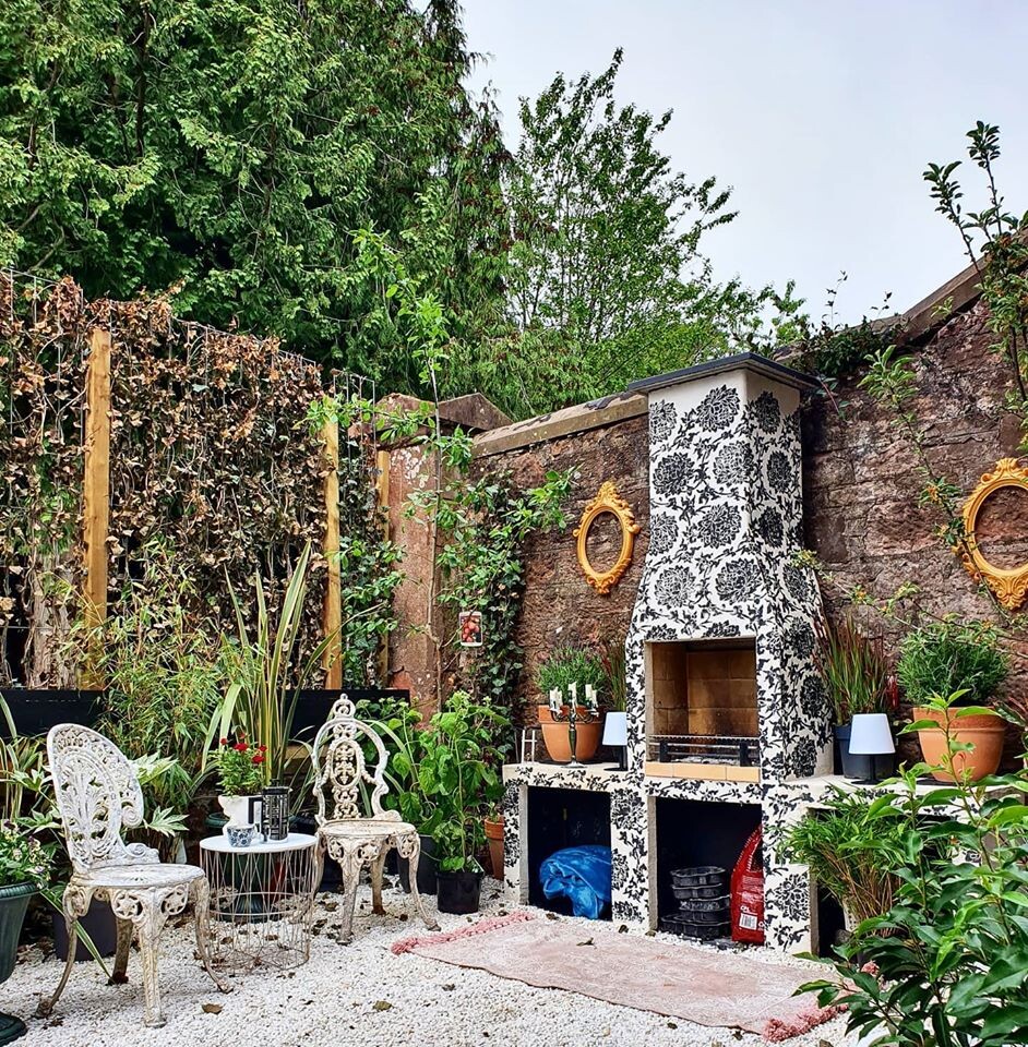 Обжитой сад. Яндекс картинки.