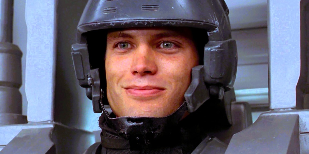 Вырезанные сцены из "Звездного десанта", которые полностью меняют историю