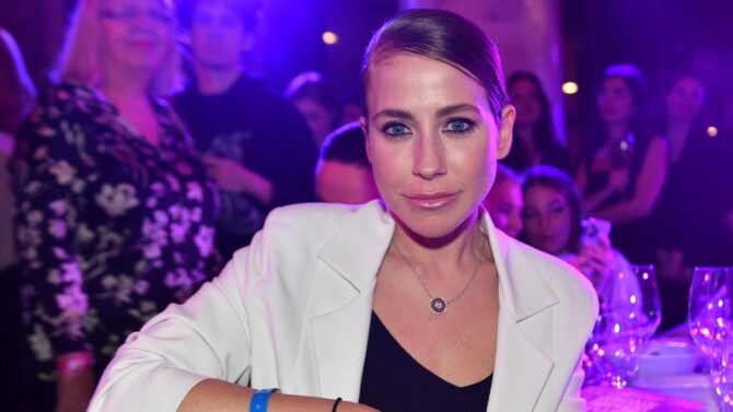    Юлия Барановская