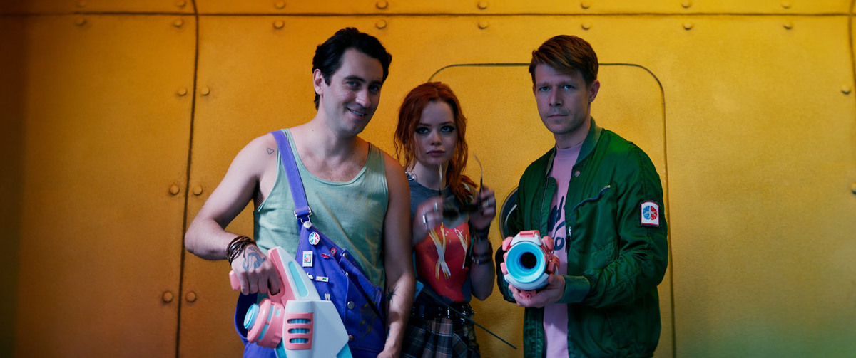 Обложка: ID Production, Okko при участии НМГ (Art Pictures Distribution)