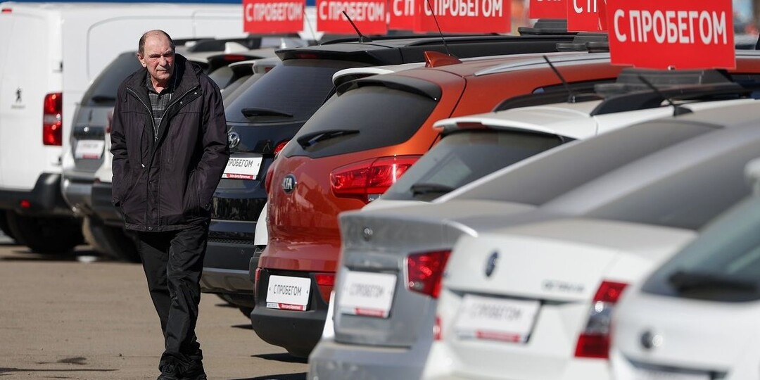 15 машин, которые очень быстро теряют цену на вторичном рынке: не покупай, если хочешь сохранить деньги