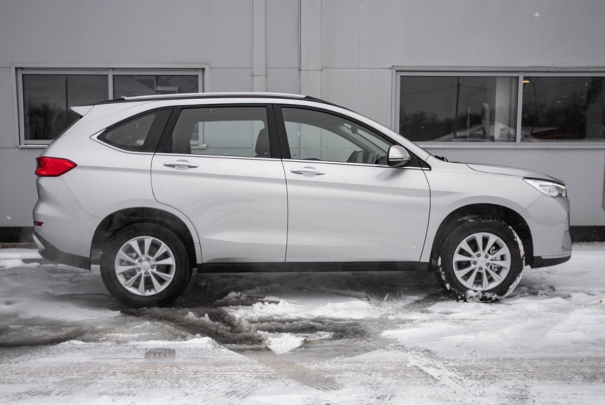 Почему у Haval M6 часто аозникает биение на руле при движении по трассе?