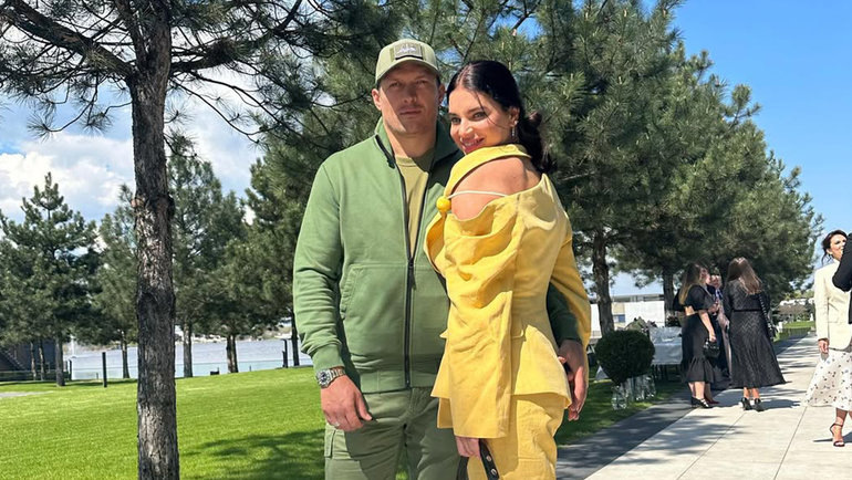    Александр Усик и его жена Екатерина. соцсети