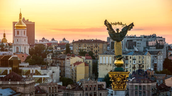    Нацистскую идеологию на Украине скрывают страны Запада, заявили в СВР ©Marianna Ianovska / Shutterstock/Fotodom