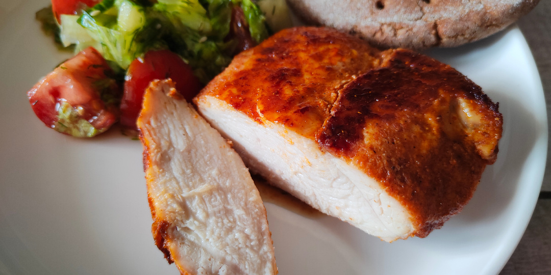 Сочная куриная грудка в духовке