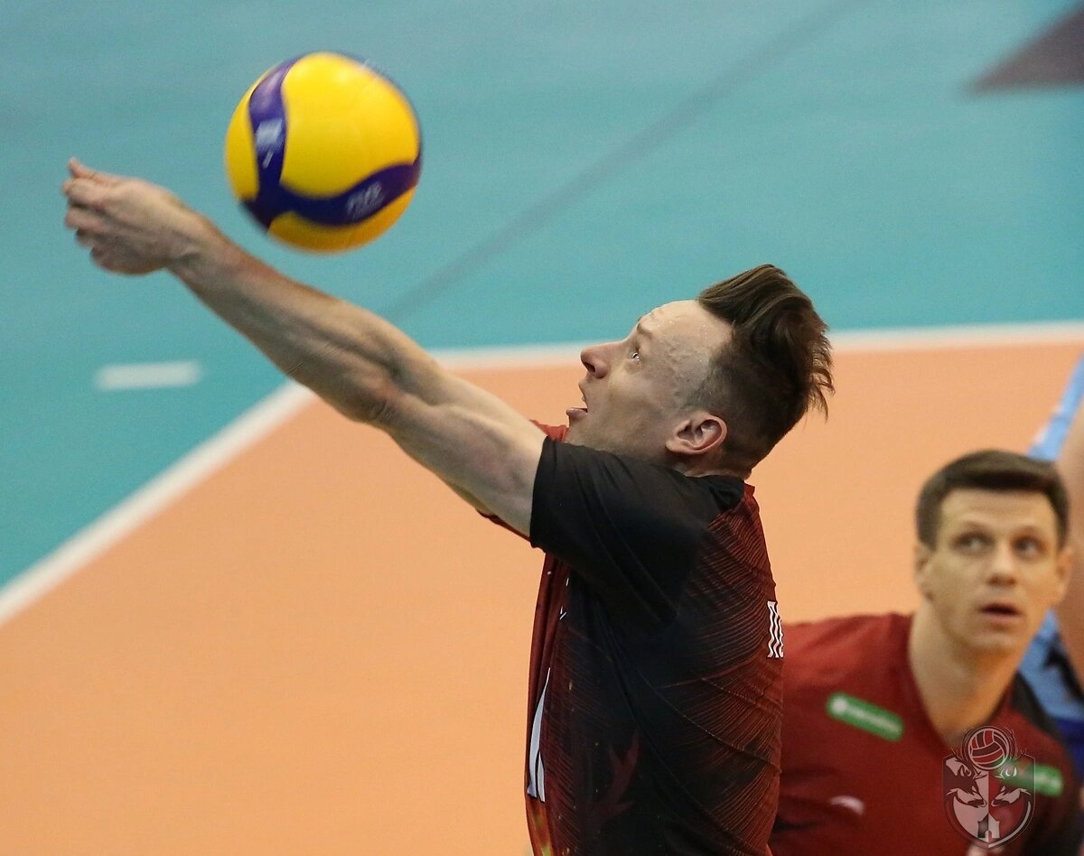 Денисс Петровс в одной из игр за АСК