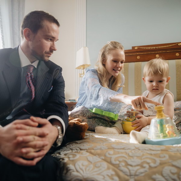     Александр Петров и Елизавета Базыкина снимаются в экранизации «Сажайте, и вырастет» Андрея Рубанова