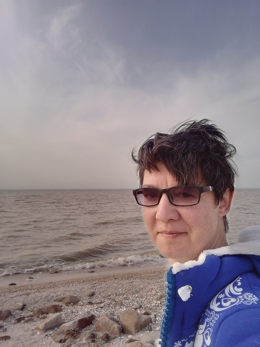 Море море, мир бездонный....