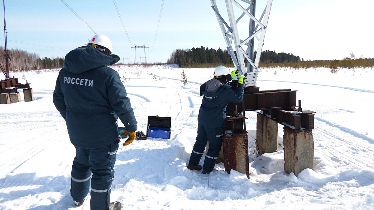    «Россети» модернизируют 18 опор линии электропередачи в Нижневартовском районе