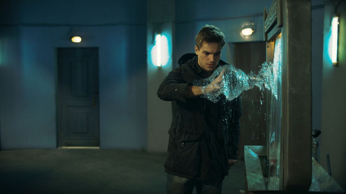 Кадр из фильма. Никита Волков в роли Кирилла