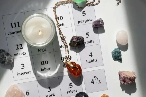 Квадрат Пифагора — это обычный квадрат, разделённый на девять сегментов с нумерацией. Фото © Freepik 