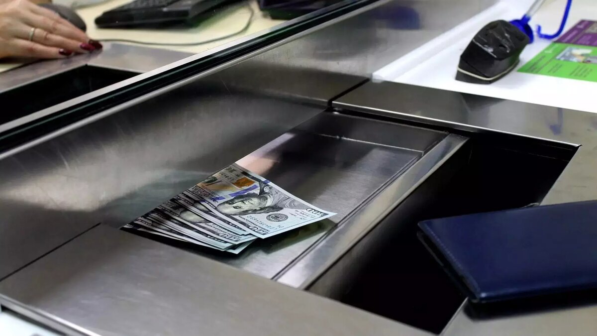 17 марта доллар на международной валютной бирже Forex рухнул до 84 рублей. Источник: 1MI