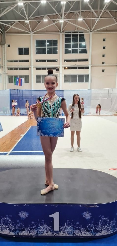    Гимнастка из Сургута поборется на всероссийских соревнованиях в академии Алины Кабаевой в «Сириусе».