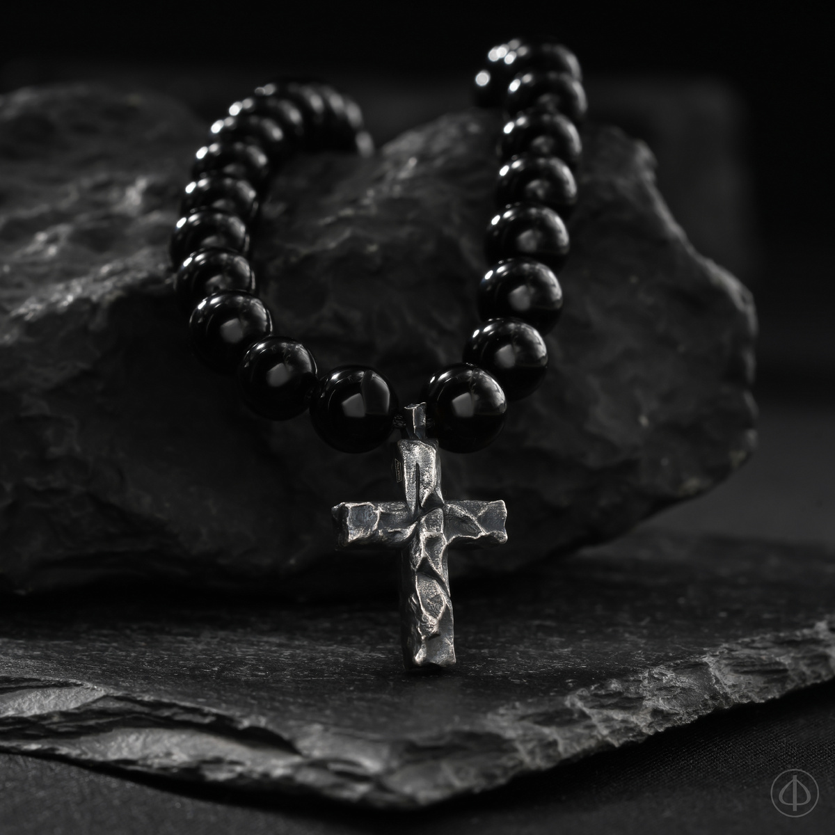 Кулон из бусин агата и серебра Арт.030